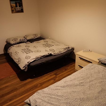 Apartment Jarun Comfort Zagreb Exterior photo
